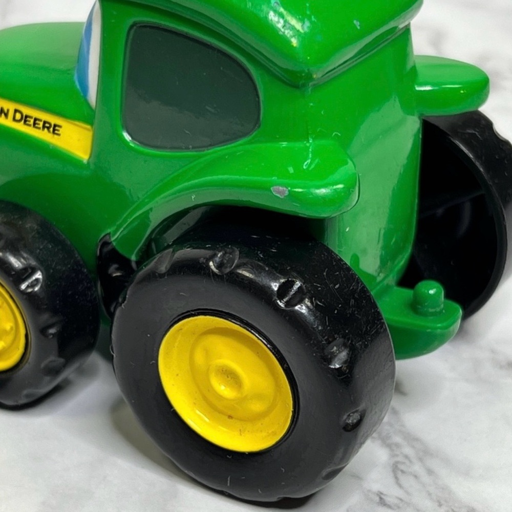 John Deere ERTL Character Tractor Toy Green Cartoon Farm Vehicle Model 2741 WY00 - Picture 4 of 8